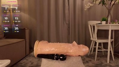 KarenLowe live cam on Cam4