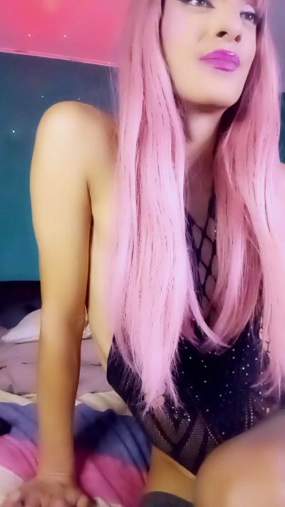 Karendolly8 live cam on Cam4