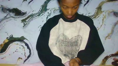 Karene2 live cam on Cam4