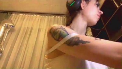 KareyPullan live cam on Cam4