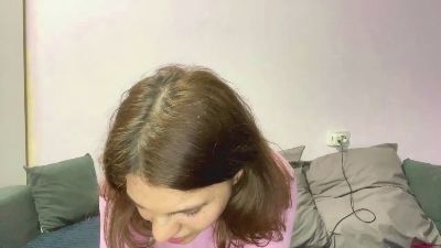 KarieHubin live cam on Cam4