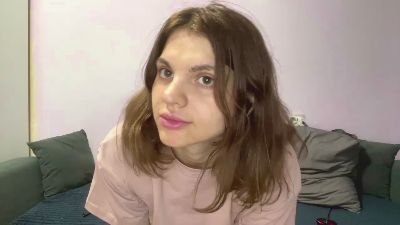 KarieHubin live cam on Cam4