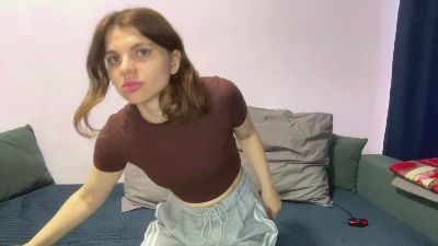 KarieHubin live cam on Cam4