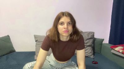 KarieHubin live cam on Cam4