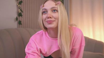 KarinaMckenty live cam on Cam4