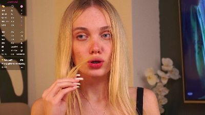 KarinaMckenty live cam on Cam4