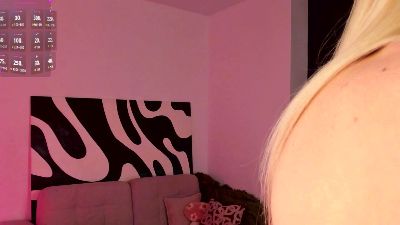 KarinaMckenty live cam on Cam4