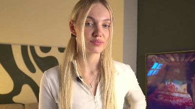 KarinaMckenty live cam on Cam4