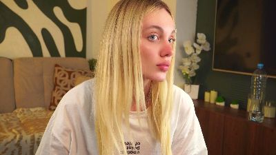 KarinaMckenty live cam on Cam4