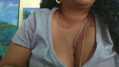 KarinaSabroso live cam on Cam4