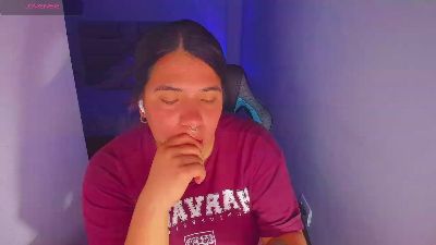 Karlathompson1 live cam on Cam4