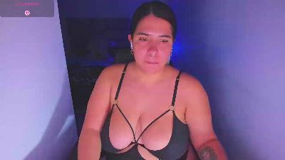 Karlathompson1 live cam on Cam4