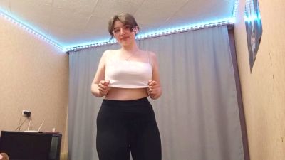 KarlyFeit live cam on Cam4