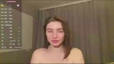 KarlyFeit live cam on Cam4