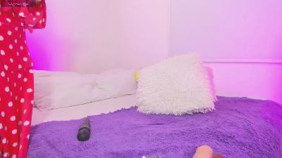 Karlyy_rios live cam on Cam4