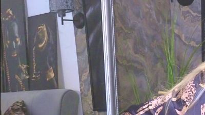 KarmaArms live cam on Cam4