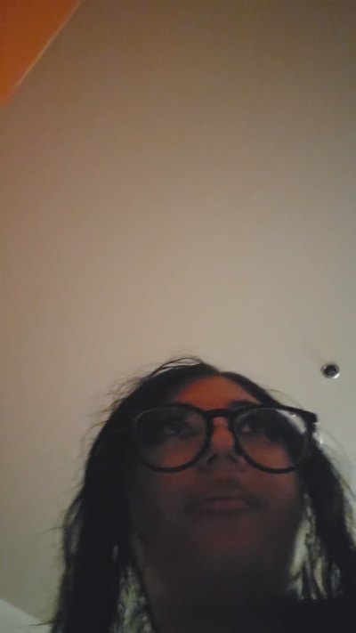 KarmaKK live cam on Cam4