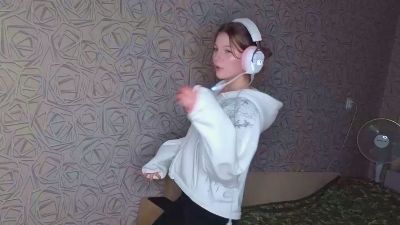 KarmaOneale live cam on Cam4