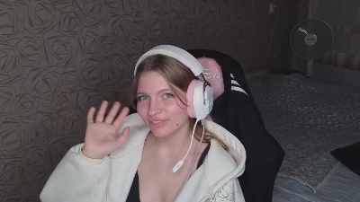 KarmaOneale live cam on Cam4