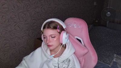 KarmaOneale live cam on Cam4