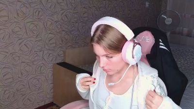 KarmaOneale live cam on Cam4