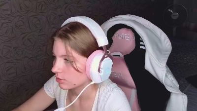 KarmaOneale live cam on Cam4