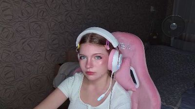 KarmaOneale live cam on Cam4