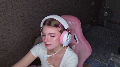 KarmaOneale live cam on Cam4
