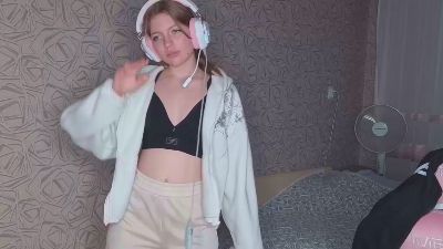 KarmaOneale live cam on Cam4