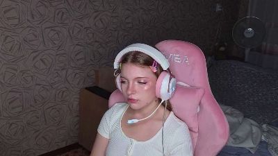 KarmaOneale live cam on Cam4