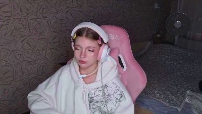 KarmaOneale live cam on Cam4