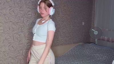 KarmaOneale live cam on Cam4