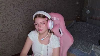 KarmaOneale live cam on Cam4
