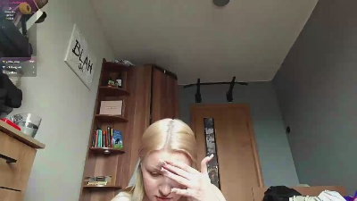 KarmenBarella live cam on Cam4