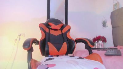 Karol_wish live cam on Cam4