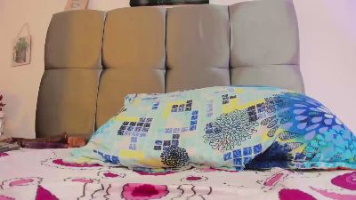 Karol_wish live cam on Cam4