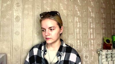 KaroleJemmings live cam on Cam4