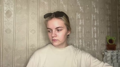 KaroleJemmings live cam on Cam4