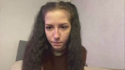 KaroleMoak live cam on Cam4