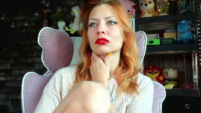 Karoline121 live cam on Cam4