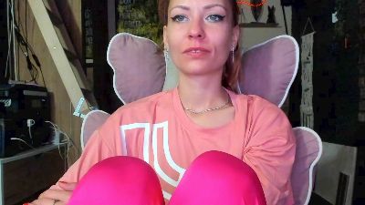 Karoline121 live cam on Cam4