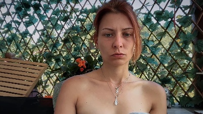 Karoline121 live cam on Cam4