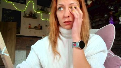 Karoline121 live cam on Cam4