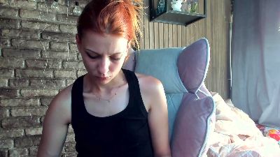 Karoline121 live cam on Cam4
