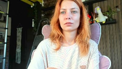 Karoline121 live cam on Cam4