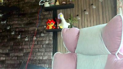 Karoline121 live cam on Cam4