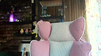 Karoline121 live cam on Cam4