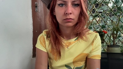 Karoline121 live cam on Cam4