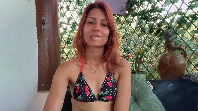 Karoline121 live cam on Cam4