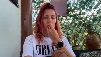 Karoline121 live cam on Cam4